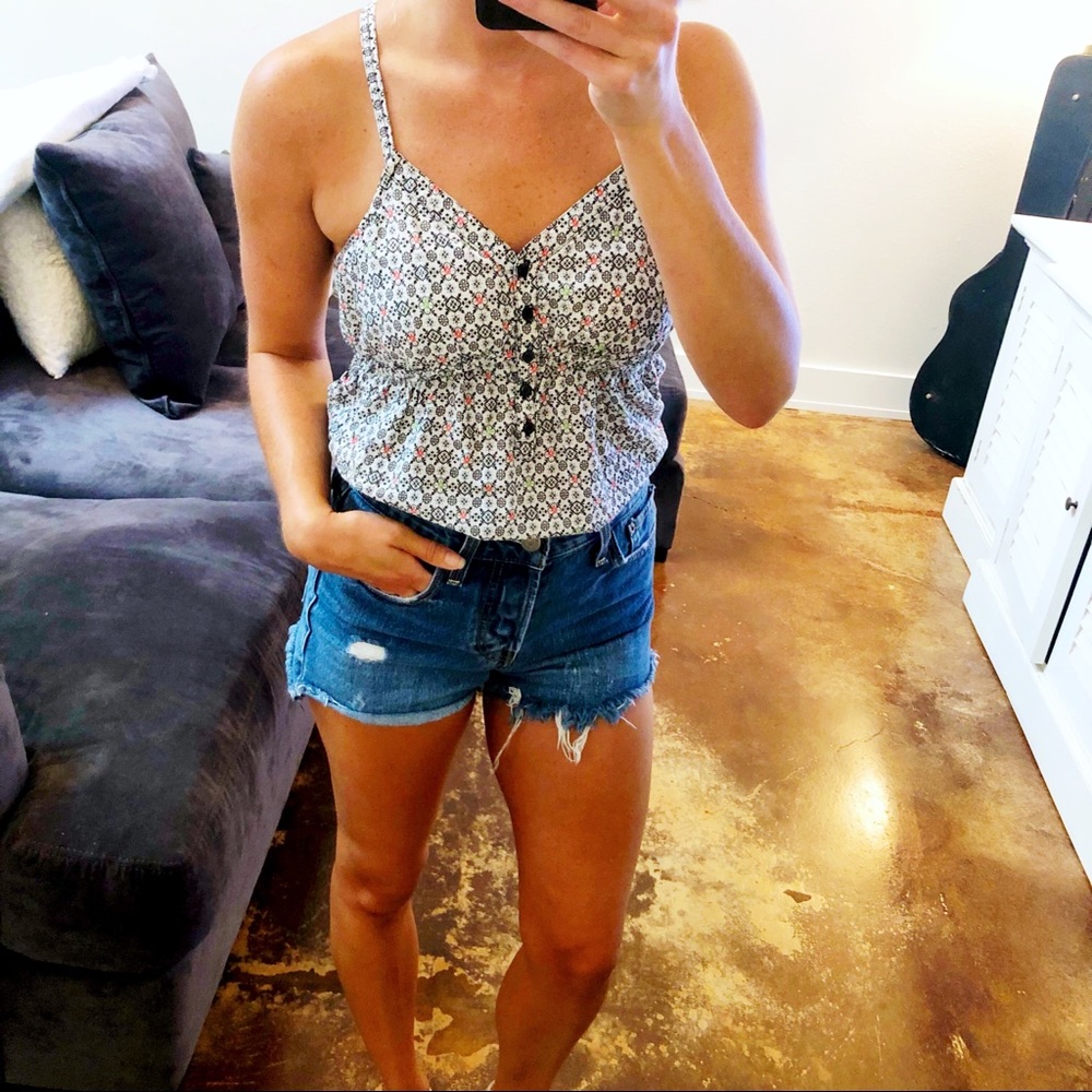 ✨So Wear It Declare It Floral Tank Top